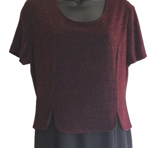 ⭐️ Host Pick ⭐️ VIP Petite | Black Metallic Layered Maxi Dress * New - Picture 2 of 11